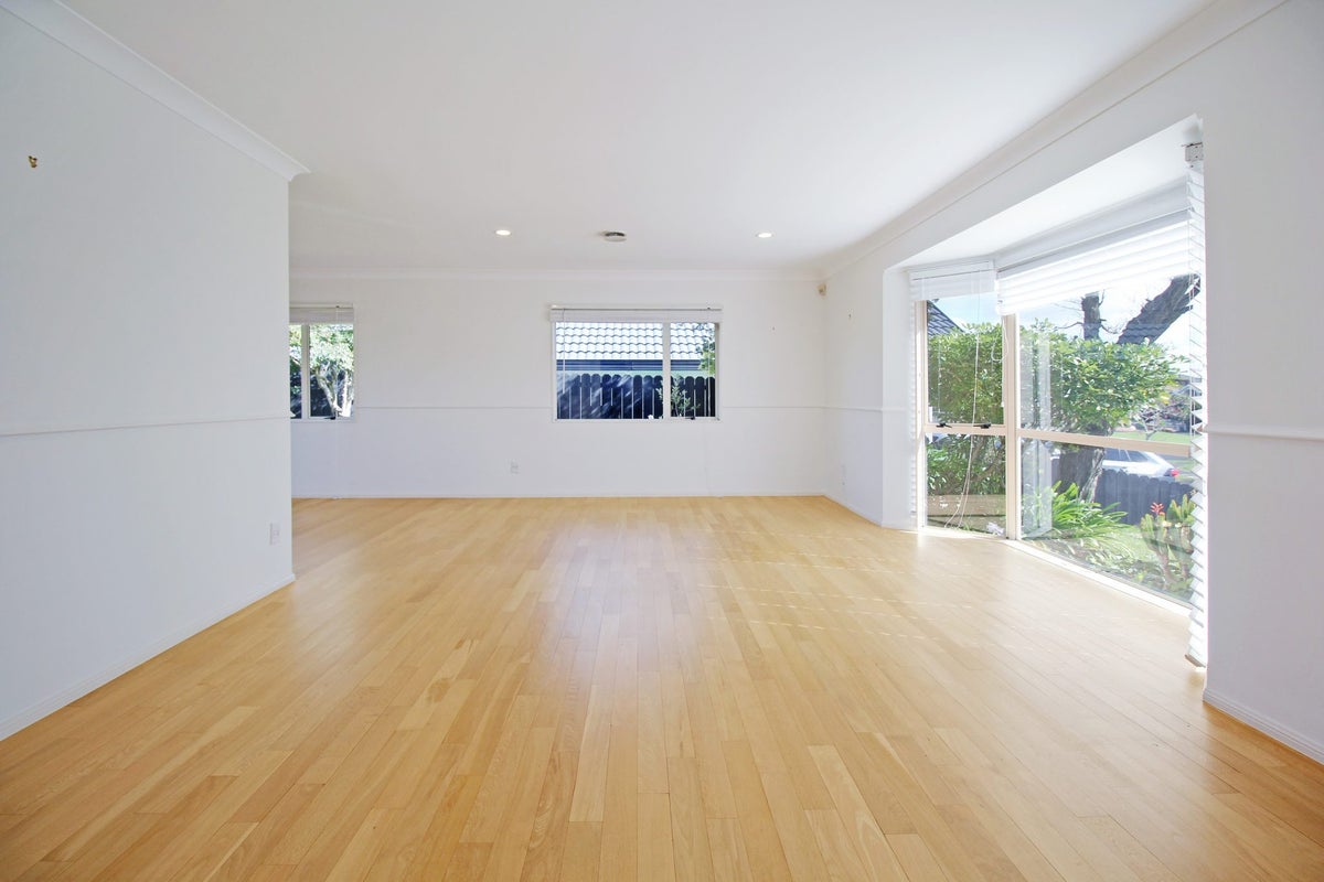 3 Tolben Place, Golflands, Auckland - Carousel 2