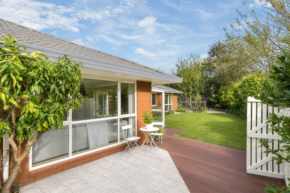 9 Thoresby Mews, Avonhead, Christchurch - Carousel 2