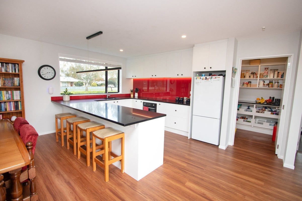 3 Eliza Way, Rakaia, Rakaia - Carousel 2