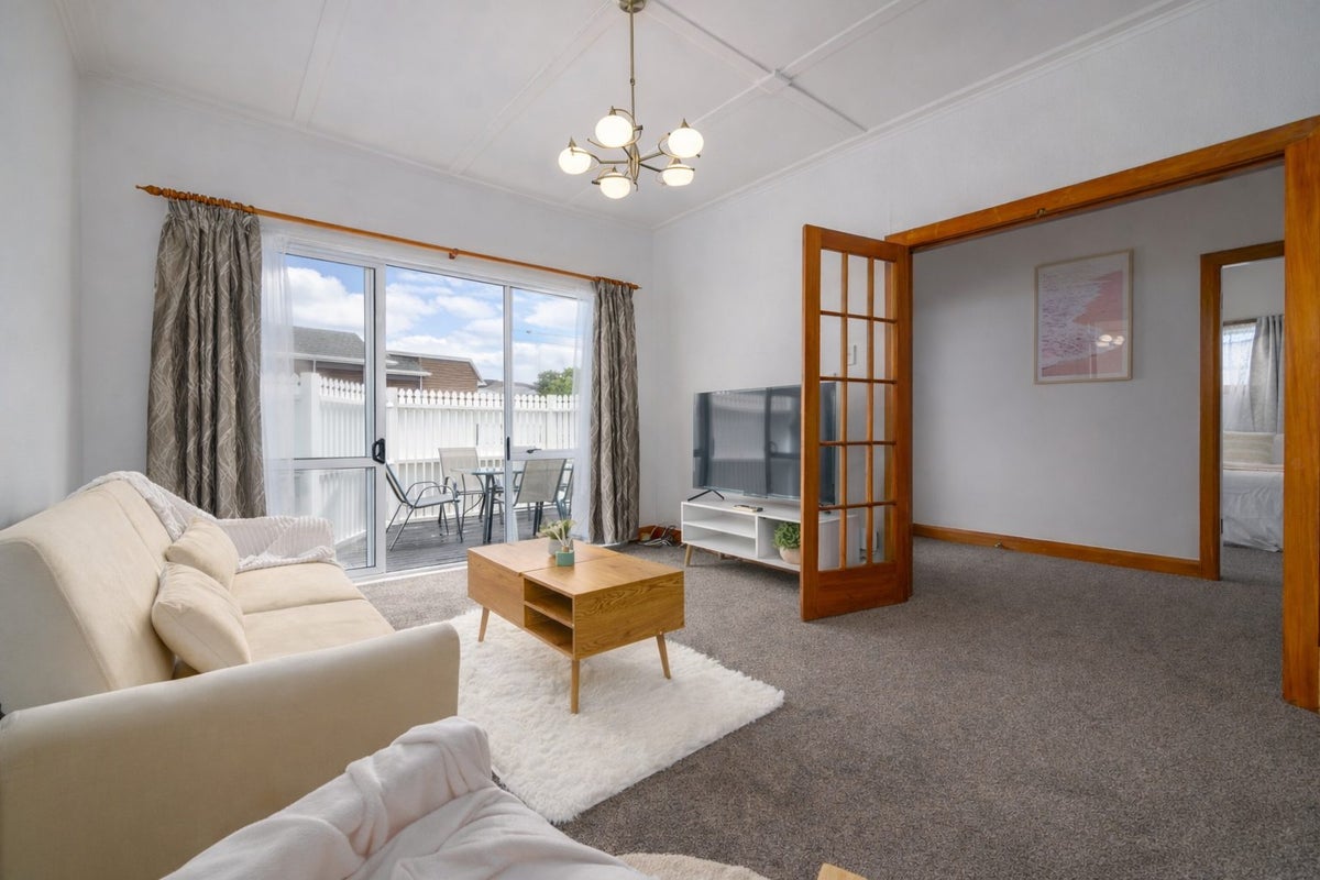 34 Park Rd, Miramar, Wellington - Carousel 2