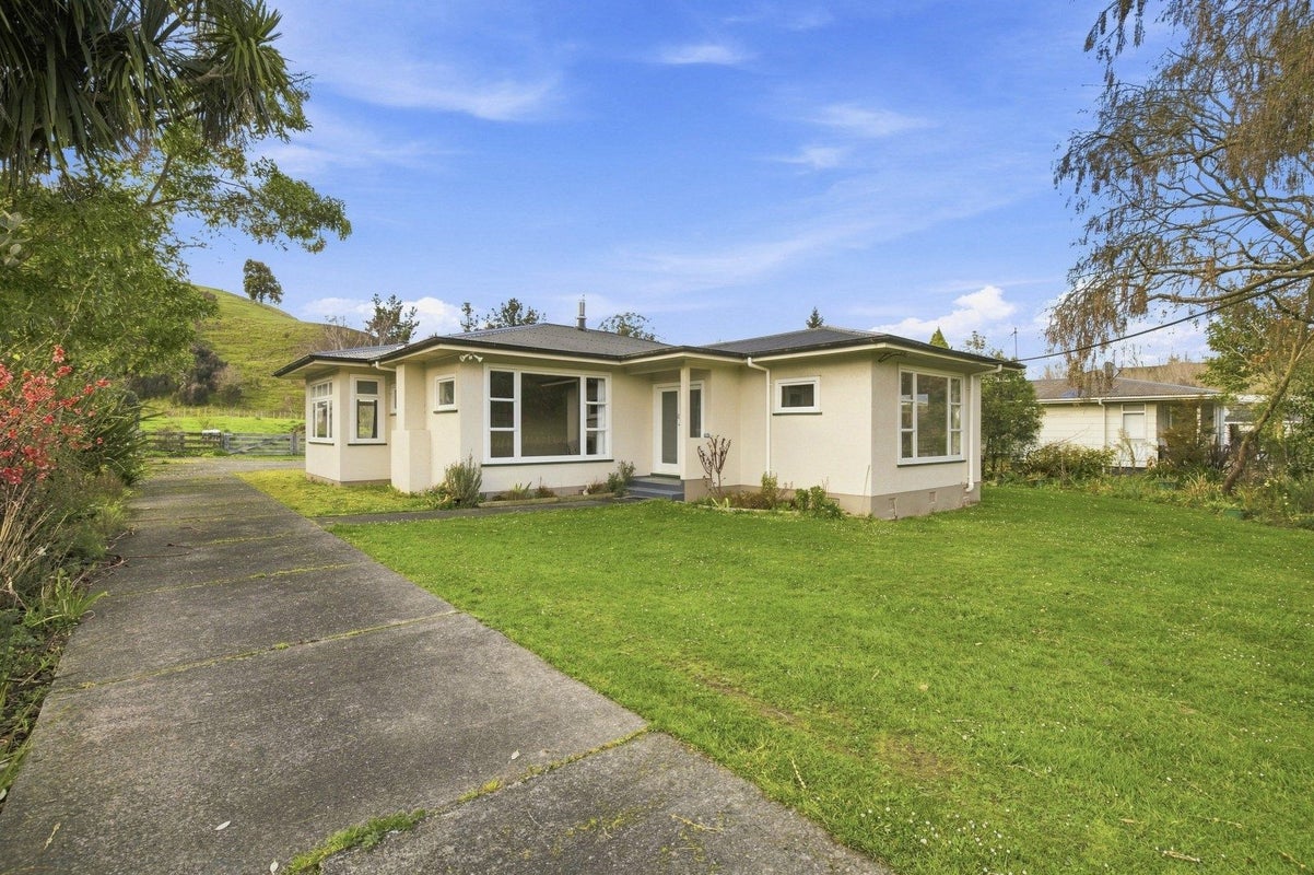 36 Ongo Road, Hunterville - Carousel 1