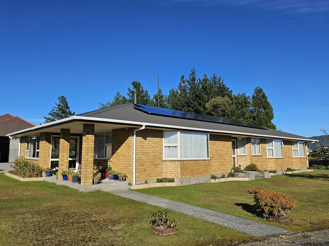 736 State Highway 7, Dobson, Greymouth - Carousel 1