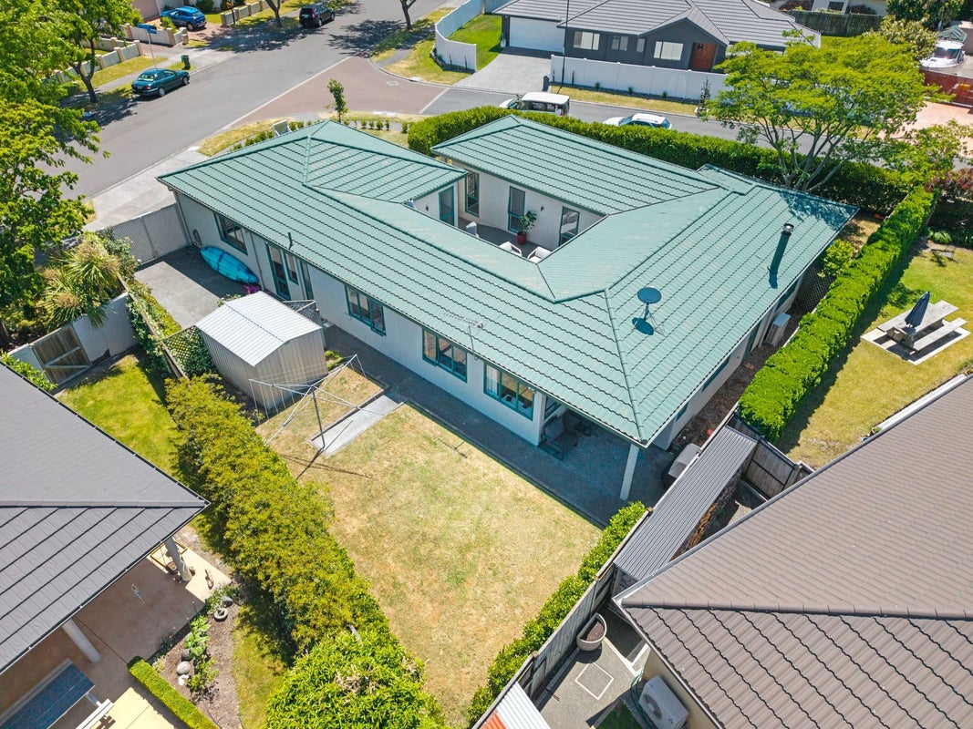 2 Hanna Place, Havelock North, Havelock North - Carousel 1