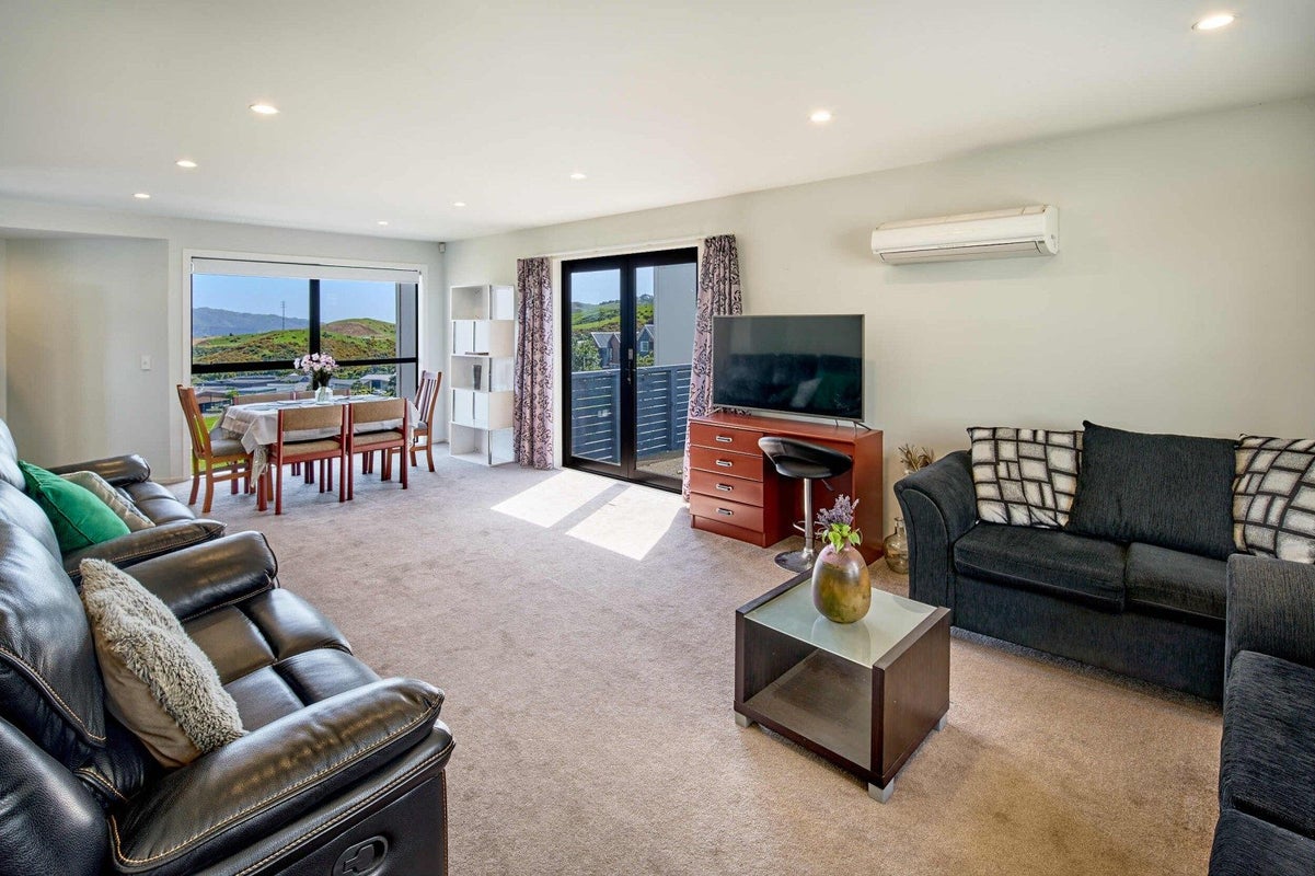32 Tea Tree LANE, Woodridge, Wellington - Carousel 2