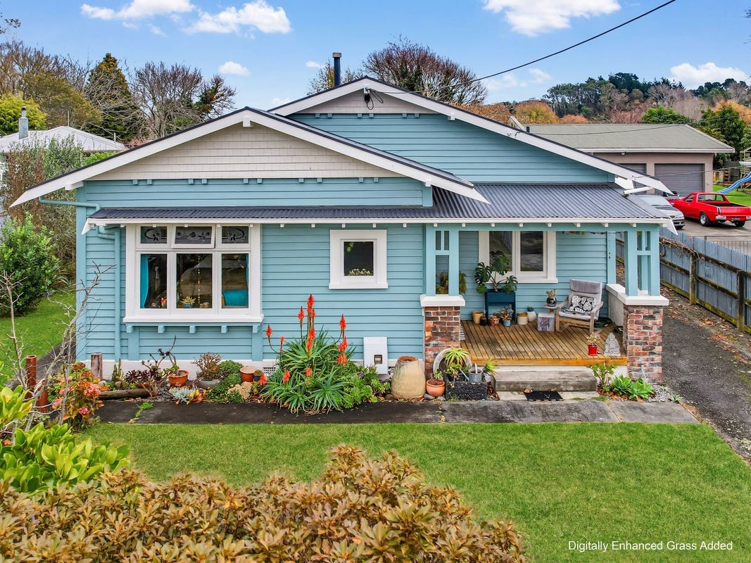 27 Stewart Street, Aramoho, Whanganui - Carousel 1