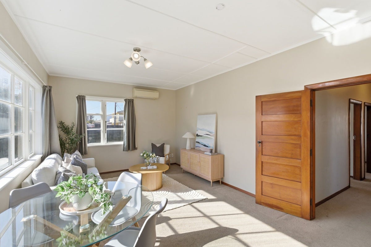 14 Amyes Road, Hornby, Christchurch - Carousel 1