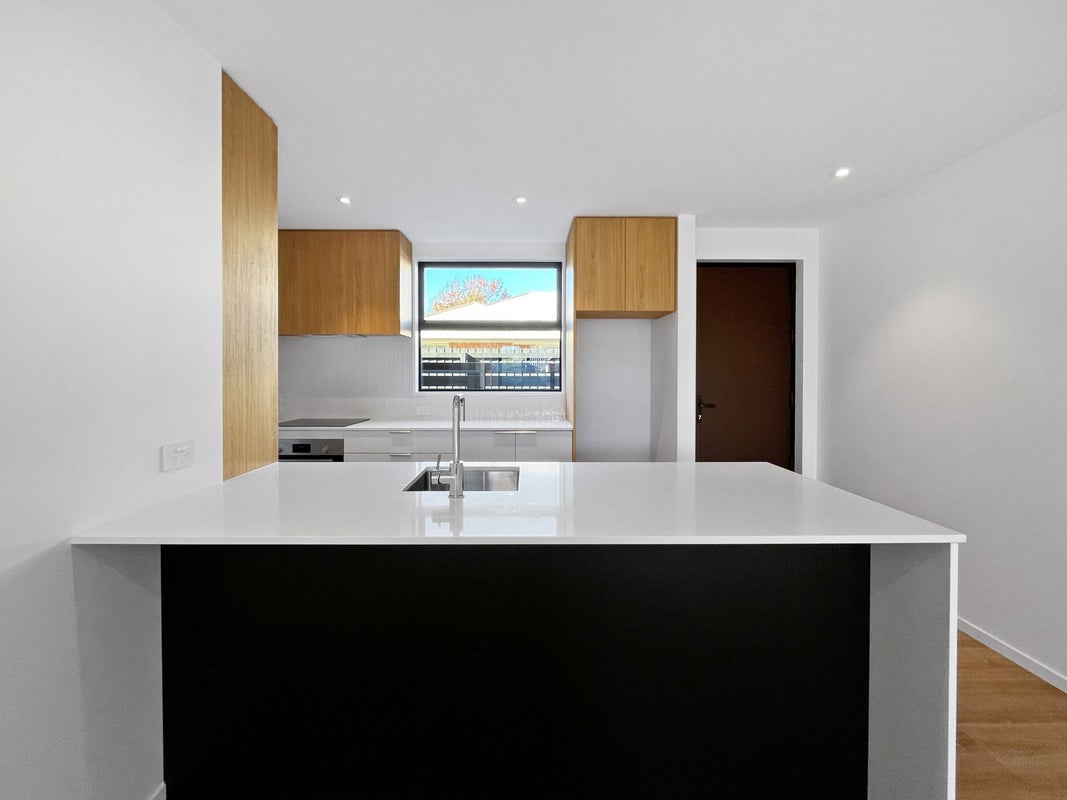 4/46B Division Street, Riccarton, Christchurch - Carousel 2