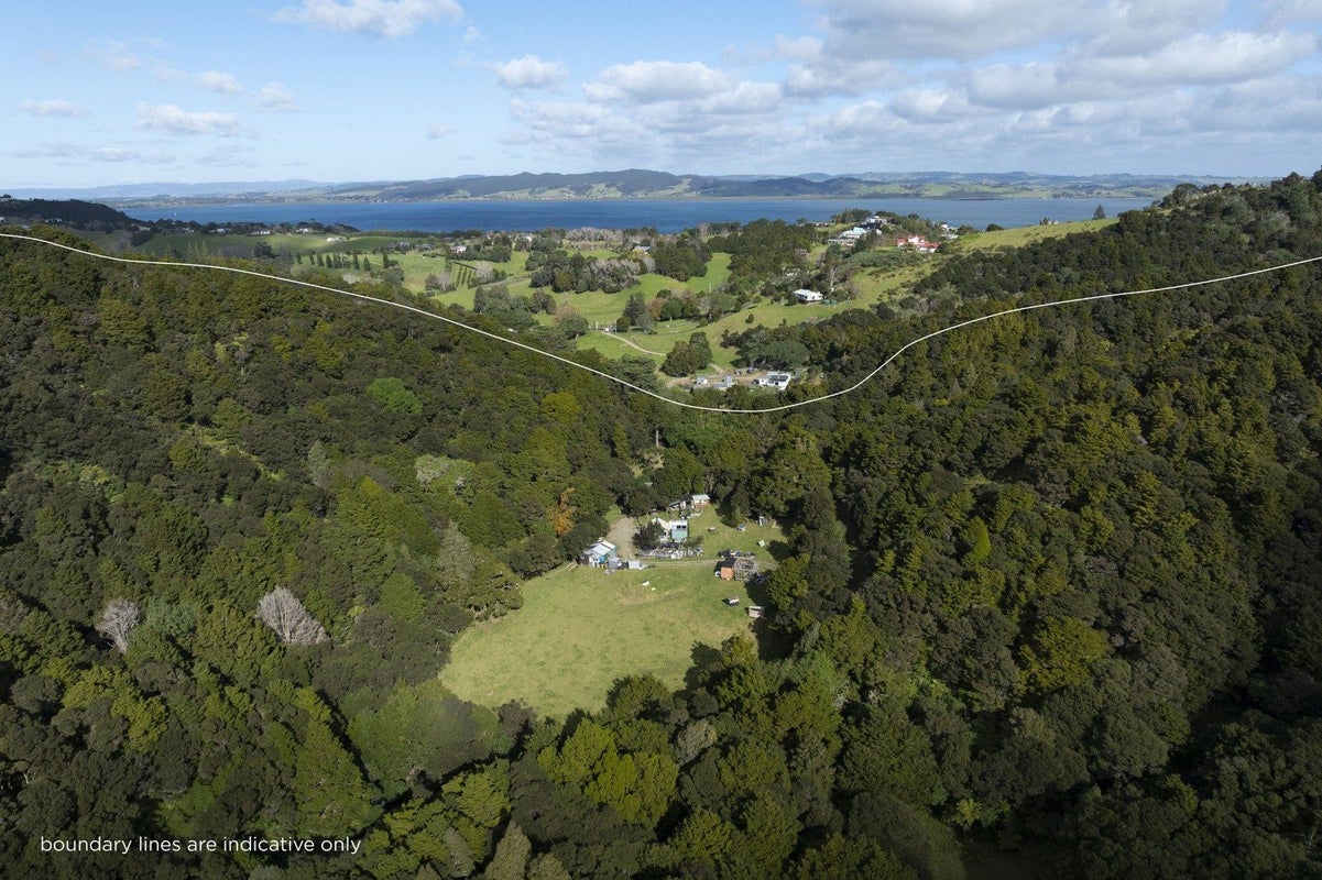 723 Whangarei Heads Road, Whangarei - Carousel 1