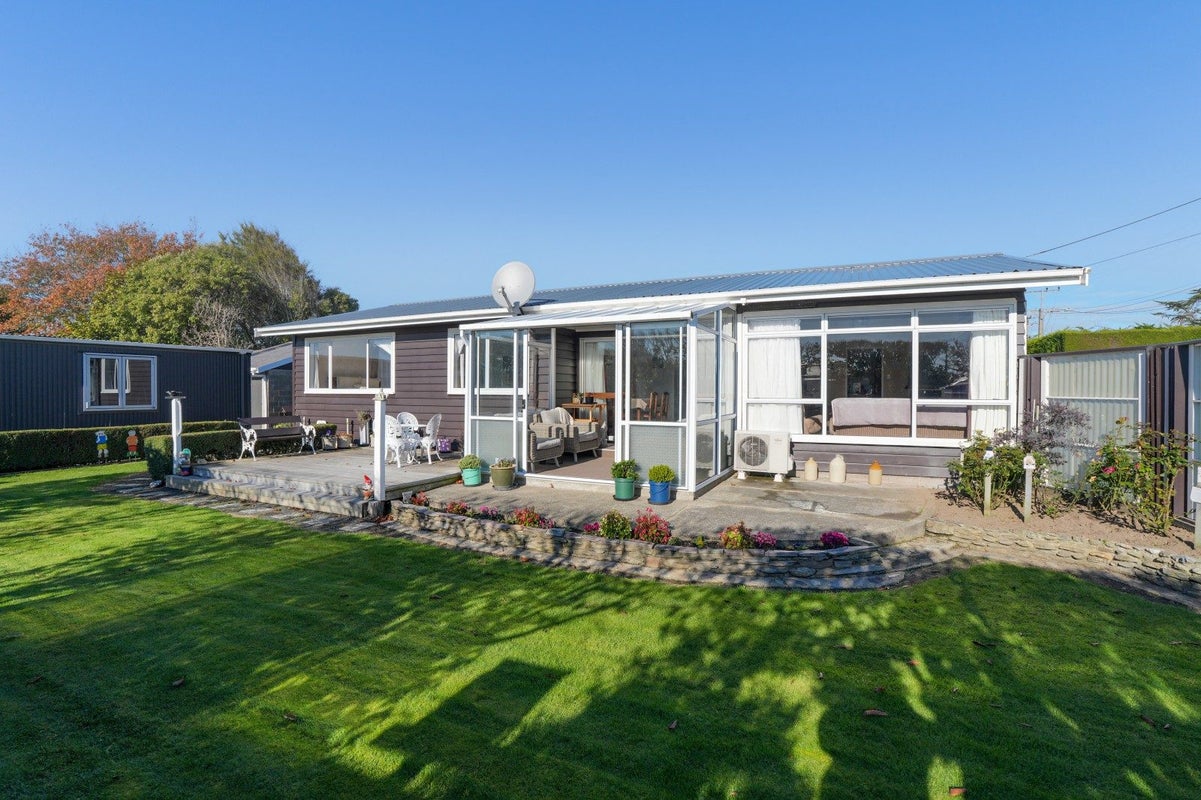 7 Palmer Street, Grasmere, Invercargill - Carousel 1