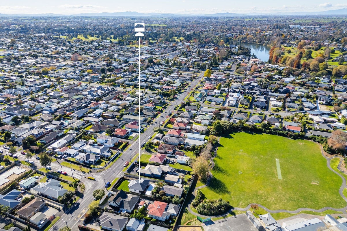 42 Vardon Road, St Andrews, Hamilton - Carousel 18