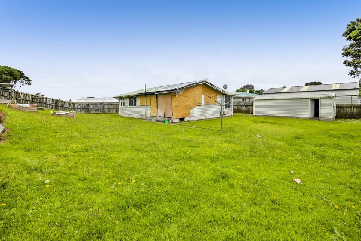 12A Tohora Place, Spotswood, New Plymouth - Carousel 7