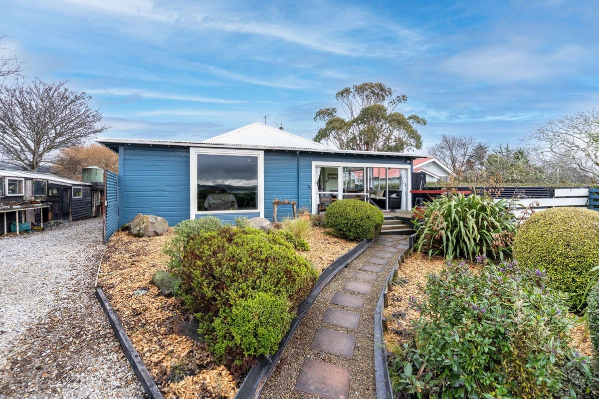 1391 Coast Road, Karitane, Waikouaiti - Carousel 1