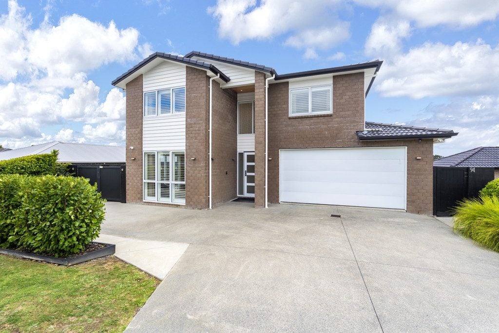 94 Pohutukawa Parade, Riverhead, Riverhead - Carousel 1