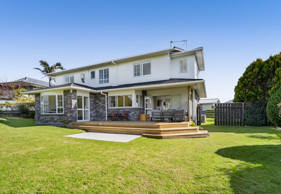 24 Culzean Grove, Bell Block, New Plymouth - Carousel 2