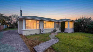 17 Pine Crescent, Hargest, Invercargill - Carousel 1