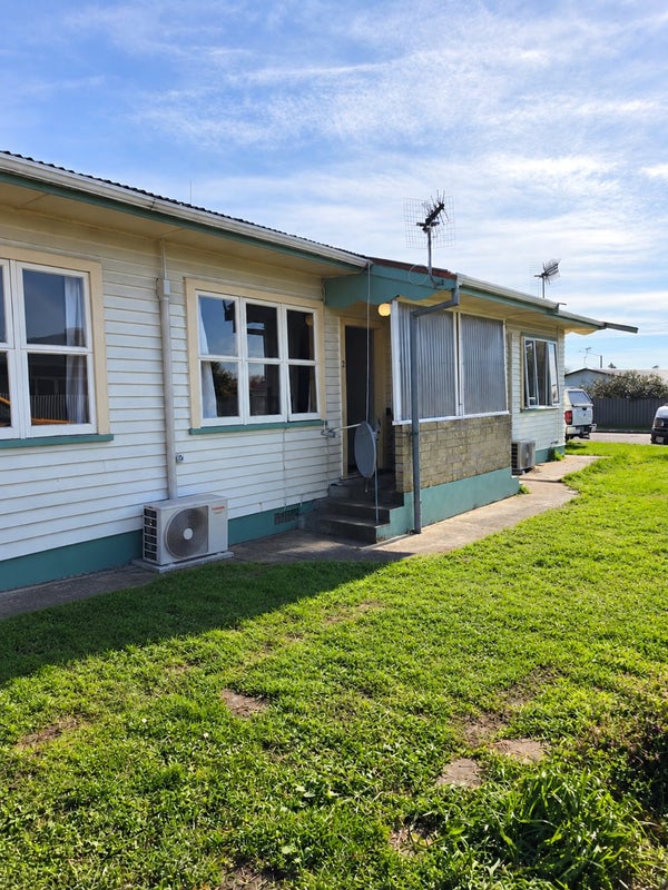 2/195 Nikau Street, Saint Leonards, Hastings, Hawke's Bay - Carousel 1