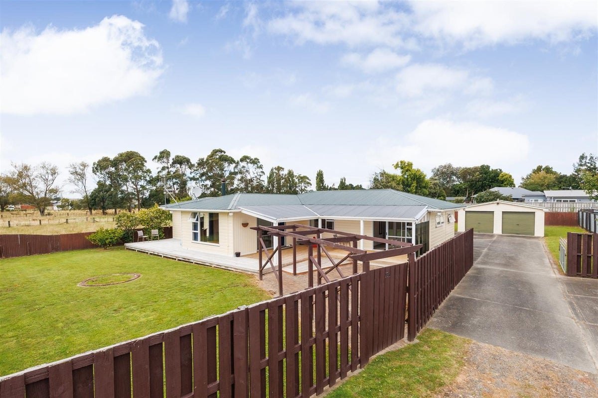 79A Pukepapa Road, Marton - Carousel 1