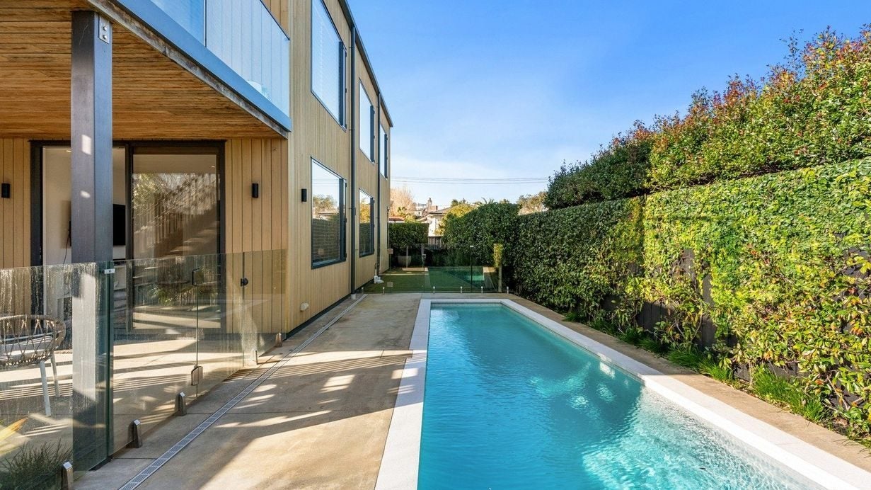 3A Gilbert Avenue, Grey Lynn, Auckland - Carousel 1