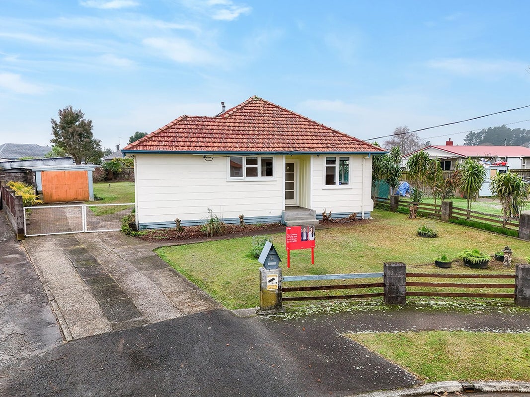 4 Lee Place, Bader, Hamilton - Carousel 1