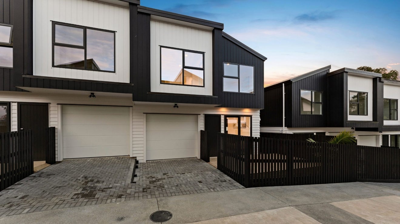 13B Tabitha Crescent, Henderson, Auckland - Carousel 1