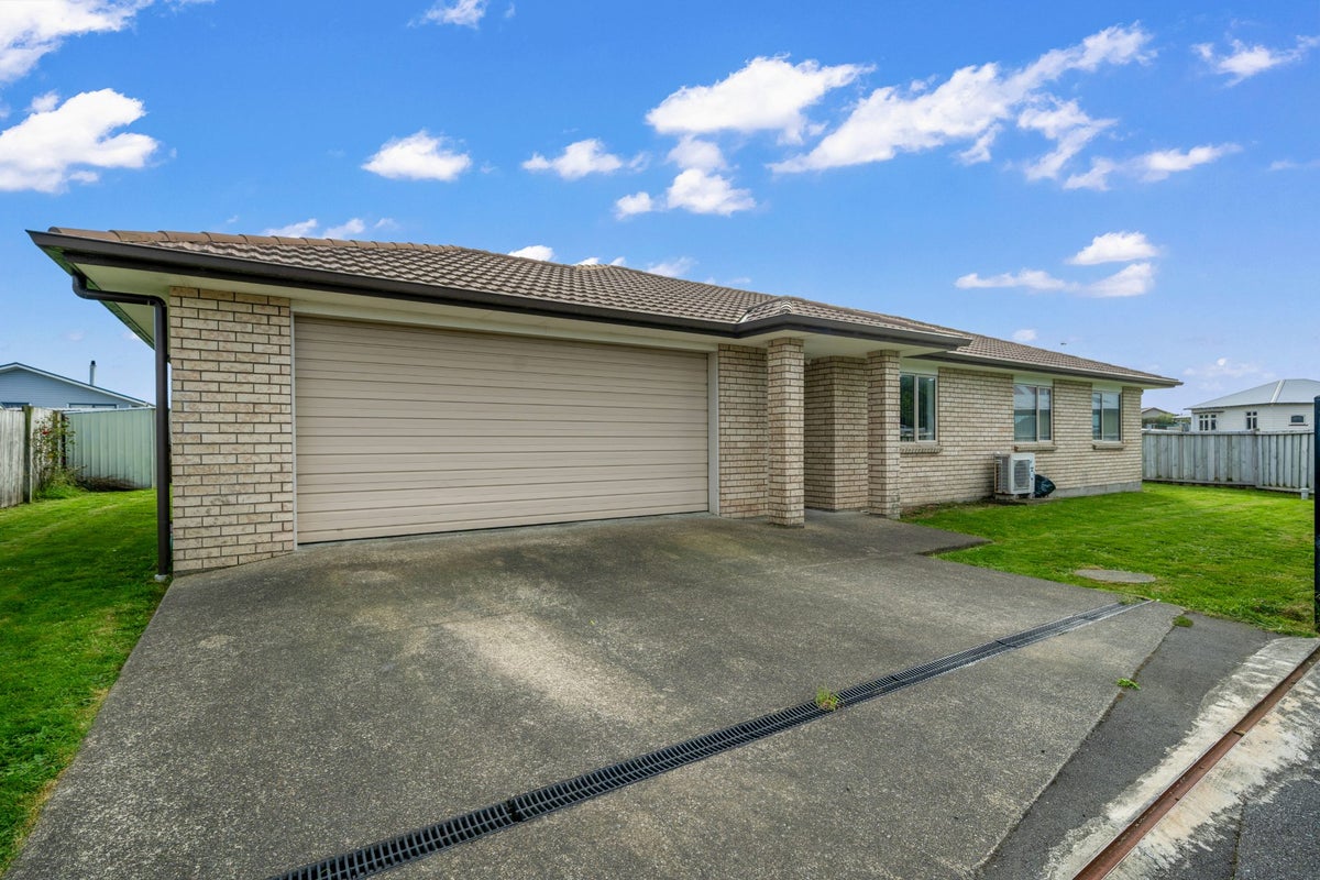 63 Mavora Mews, Heidelberg, Invercargill - Carousel 1