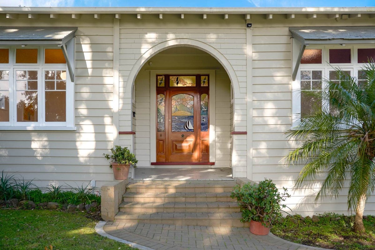 22 Ashton Road, Mount Eden, Auckland - Carousel 2