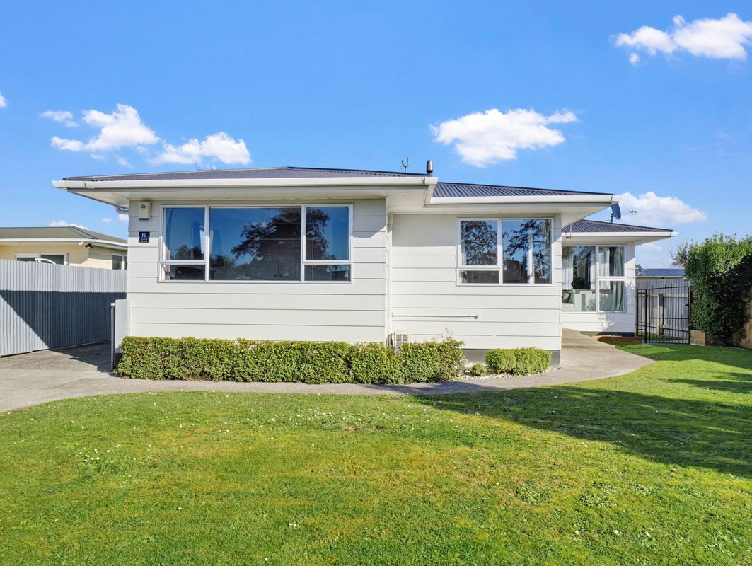 16 Acacia Street, Kelvin Grove, Palmerston North - Carousel 2