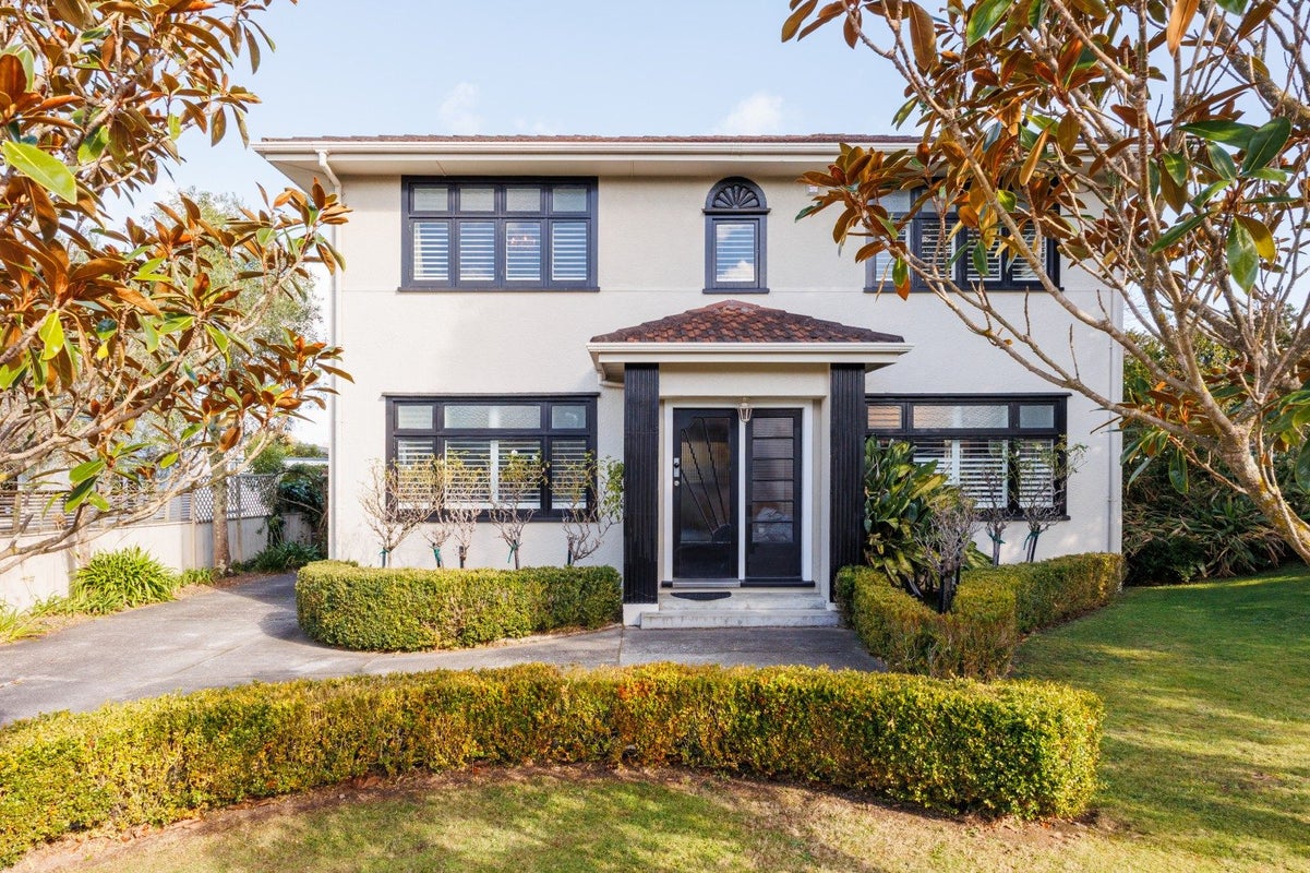 70 Heretaunga Street, Palmerston North, Palmerston North - Carousel 35