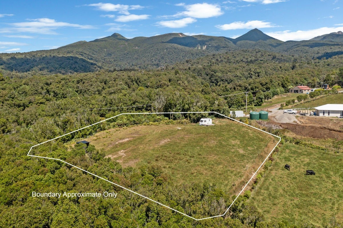 1878 Mangorei Road, Mangorei, New Plymouth - Carousel 2