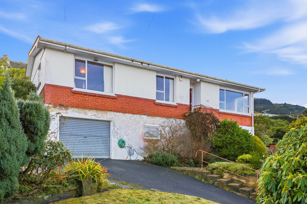 15 Junction Road, Ravensbourne, Dunedin - Carousel 1