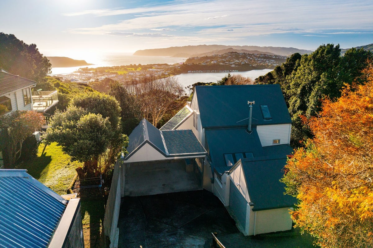57 Kahu Road, Paremata, Porirua - Carousel 1