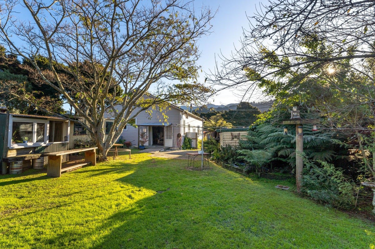 713 State Highway 1, Koromiko, Blenheim - Carousel 2