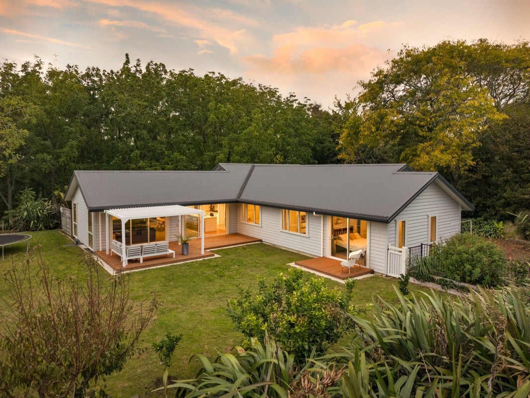 631 Peacockes Road, Rukuhia, Hamilton - Carousel 1
