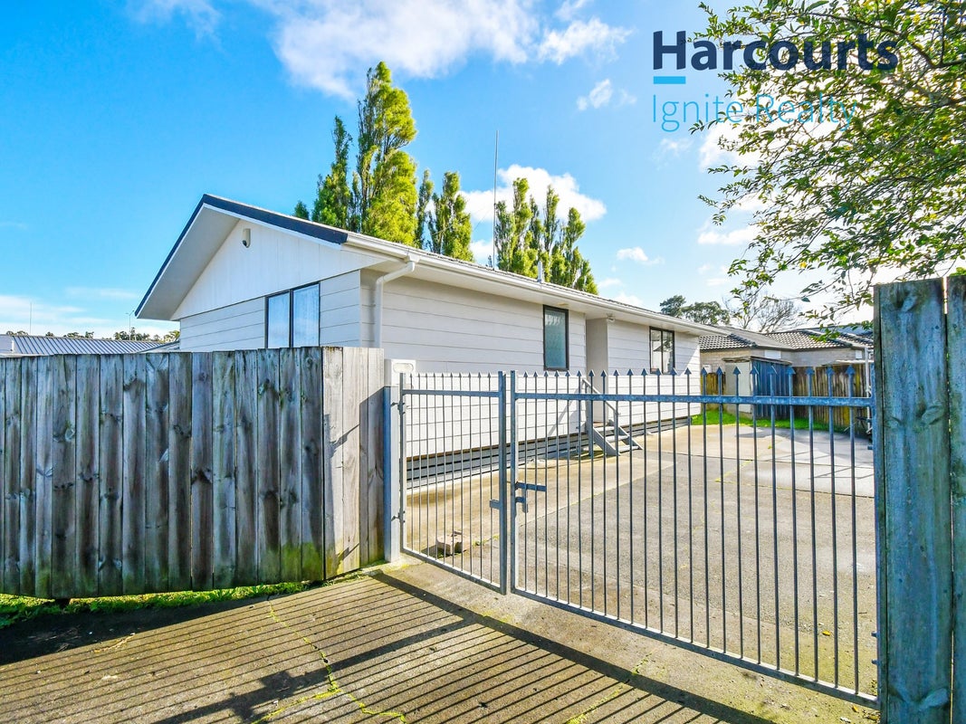 1/17 Secretariat Place, Randwick Park, Auckland - Carousel 1