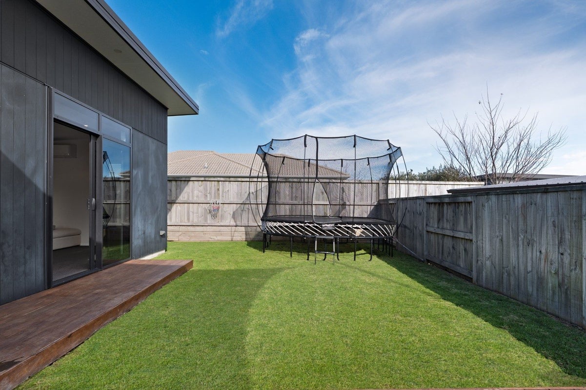 8 Hillsborough Place, Te Puke, Te Puke - Carousel 24