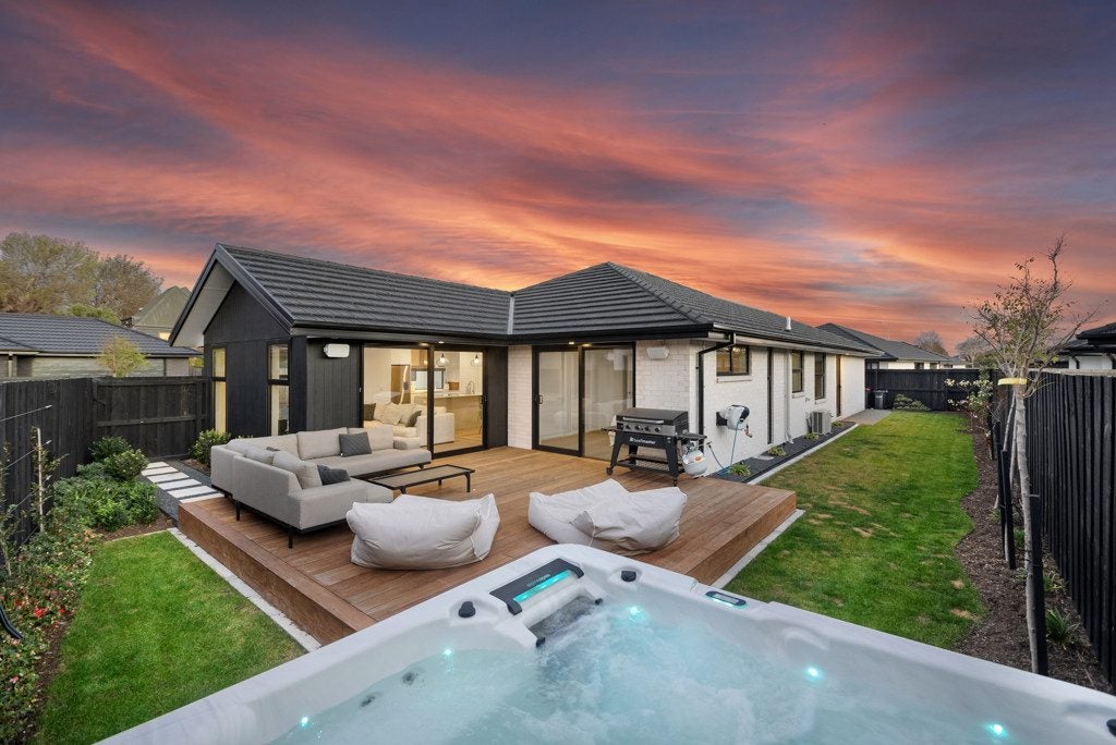 8A Kildare Street, Northwood, Christchurch - Carousel 2
