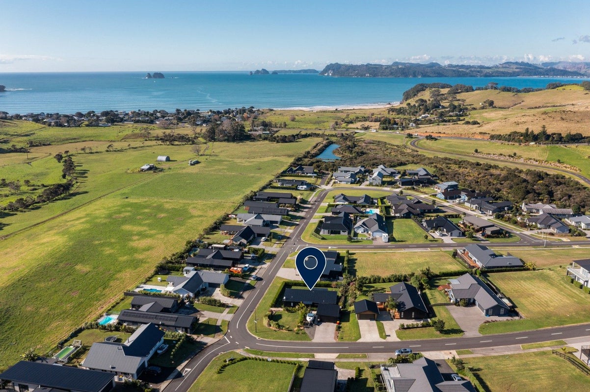 19 Ataahua Views Terrace, Wharekaho, Whitianga - Carousel 1