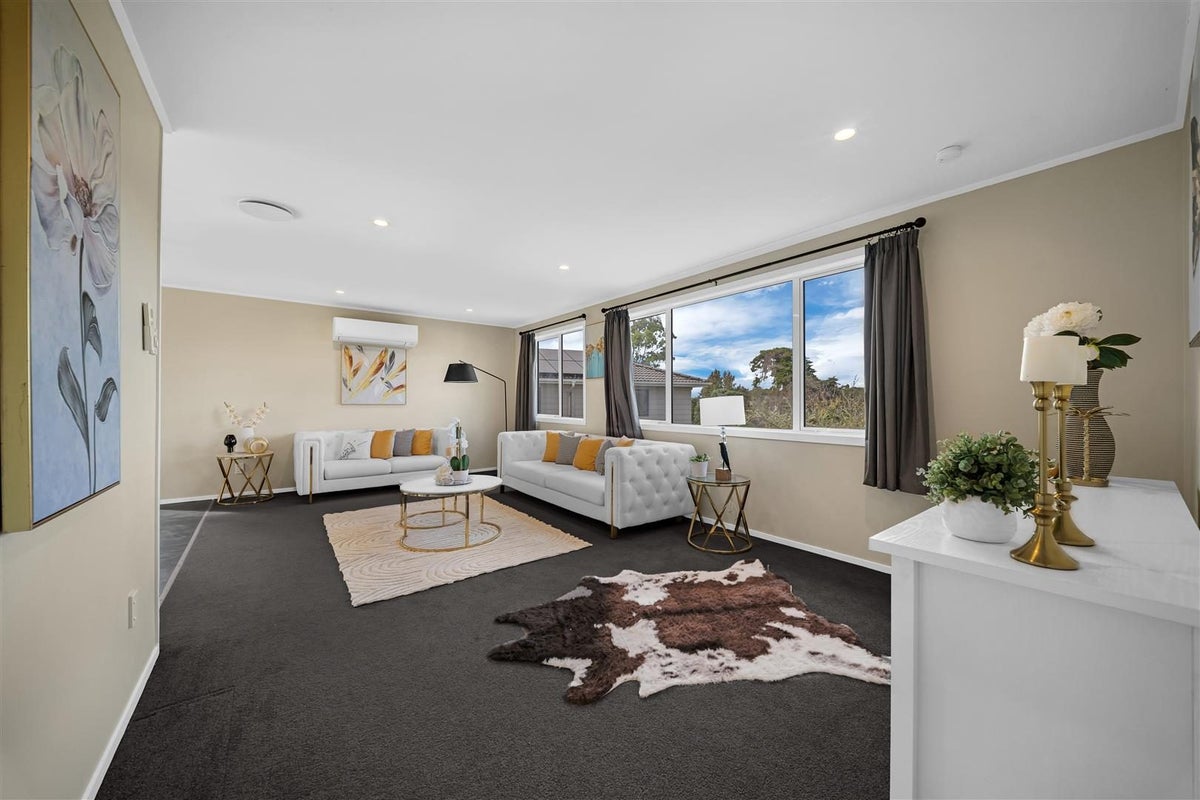 19 Deverell Place, Northcross, Auckland - Carousel 2