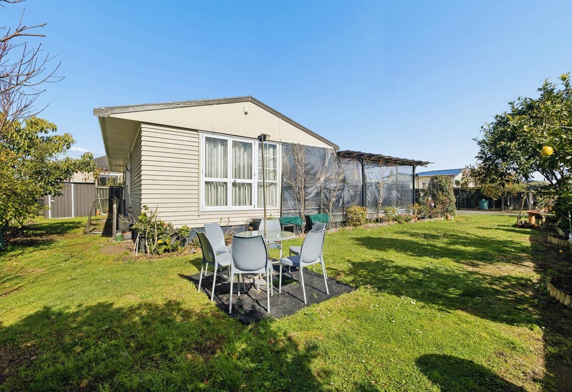 8 Marr Road, Manurewa, Auckland - Carousel 2