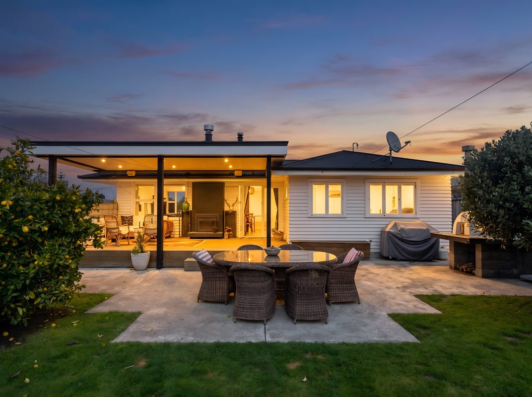 14 Miro Street, Lansdowne, Masterton - Carousel 1