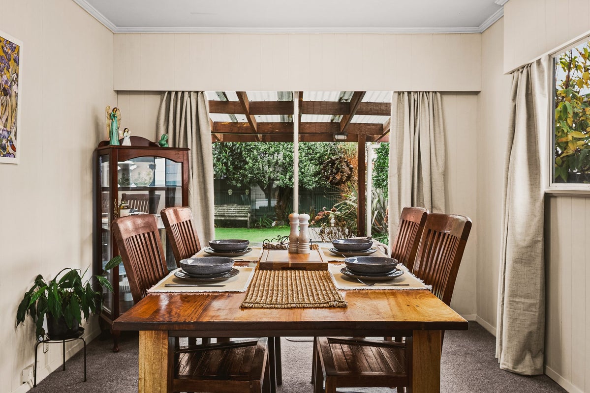 43 James Foley Avenue, Pirimai, Napier - Carousel 2