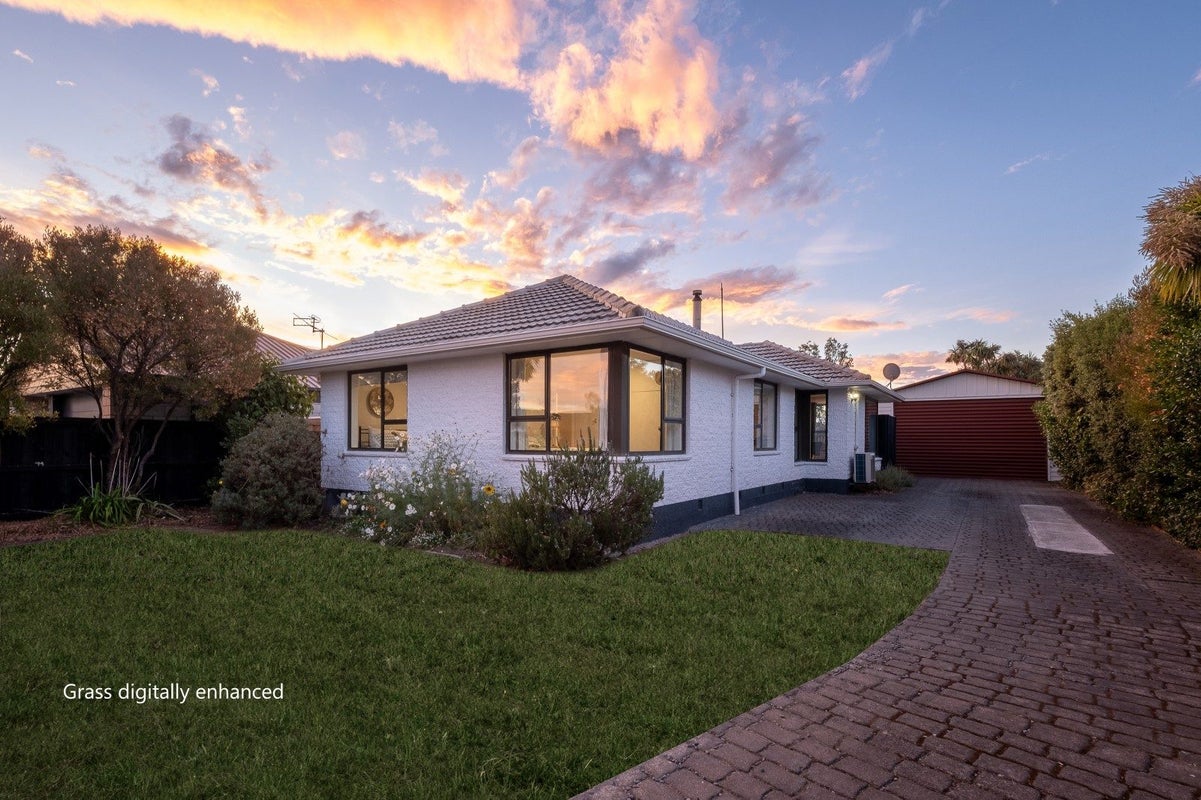 132 Pacific Road, North New Brighton, Christchurch - Carousel 1