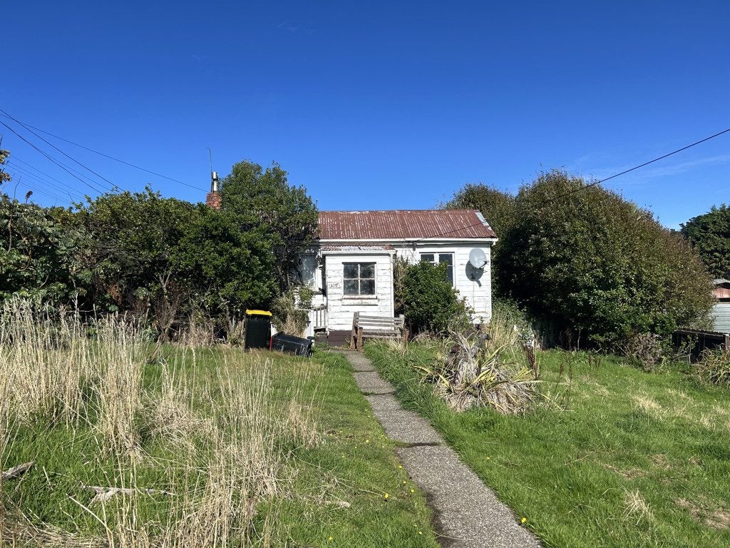 106 Bann Street, Bluff - Carousel 1