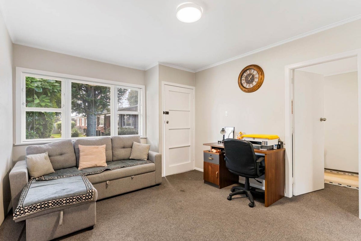 8/11 Oakland Avenue, Papatoetoe, Auckland - Carousel 1