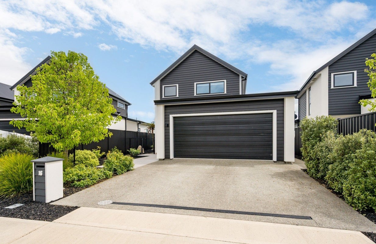 16 Kahikatea Way, Appleby, Richmond - Carousel 1