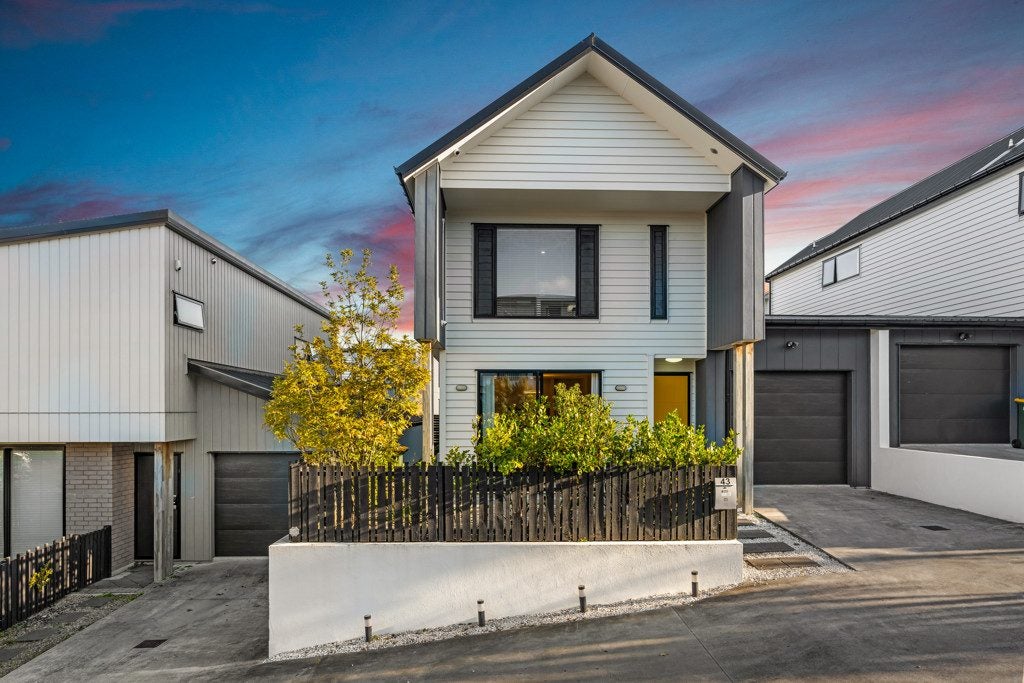 43 Westgate Drive, Westgate, Auckland - Carousel 2