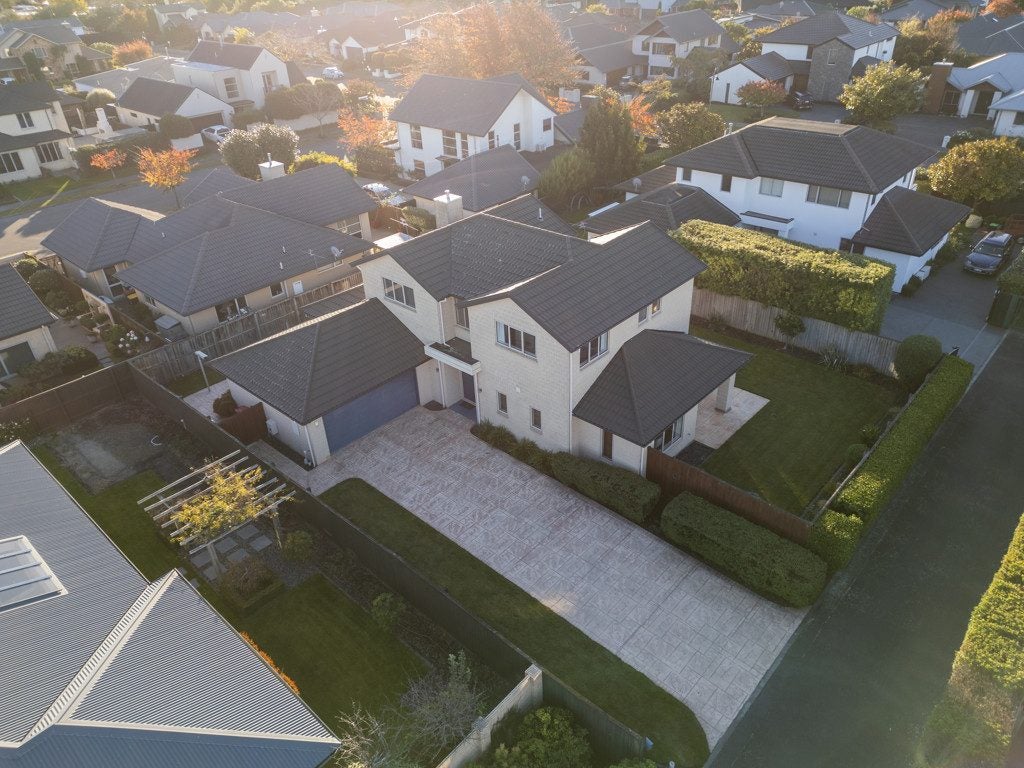 25 Applefield Court, Northwood, Christchurch - Carousel 37