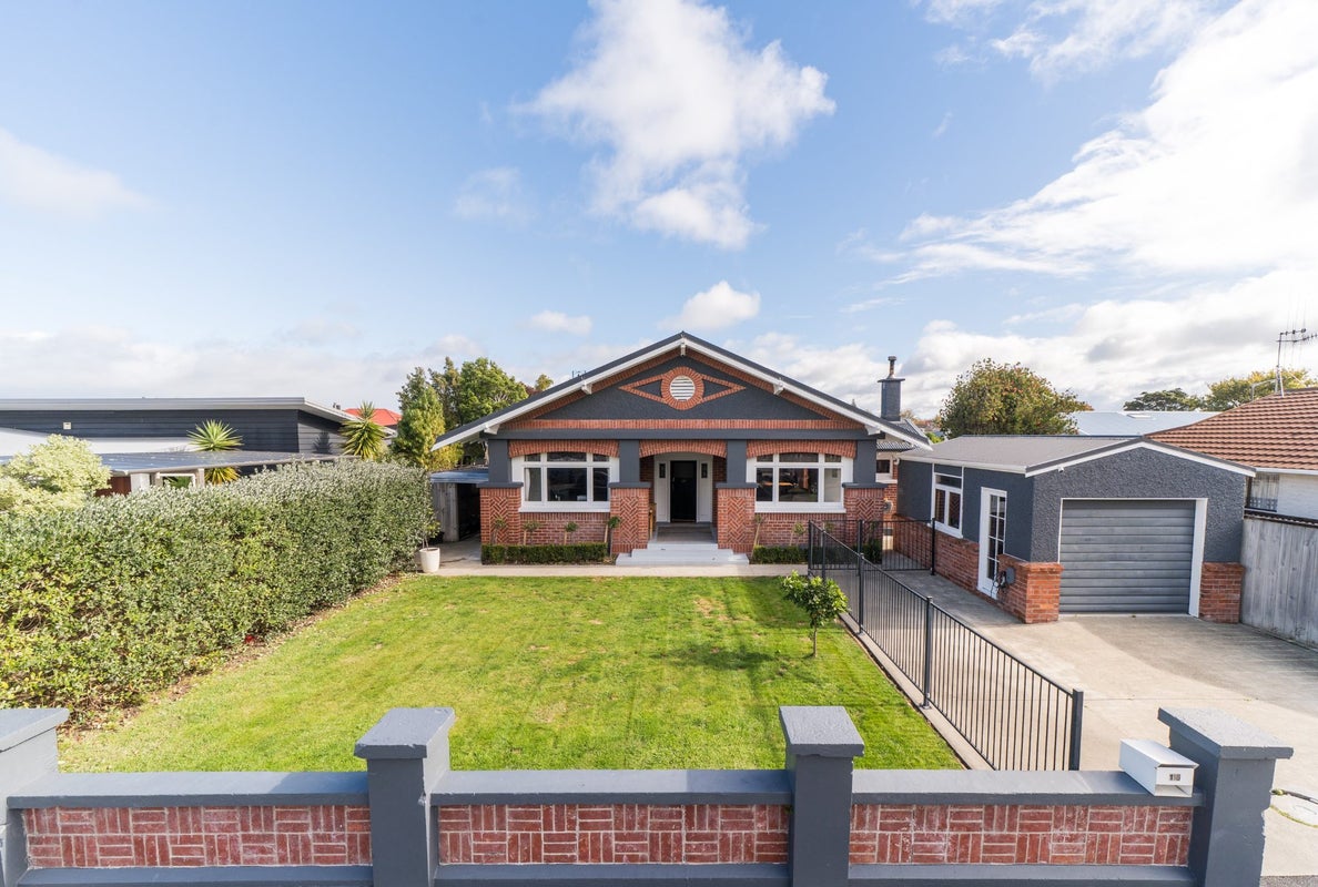 116 Heretaunga Street, Palmerston North, Palmerston North - Carousel 2