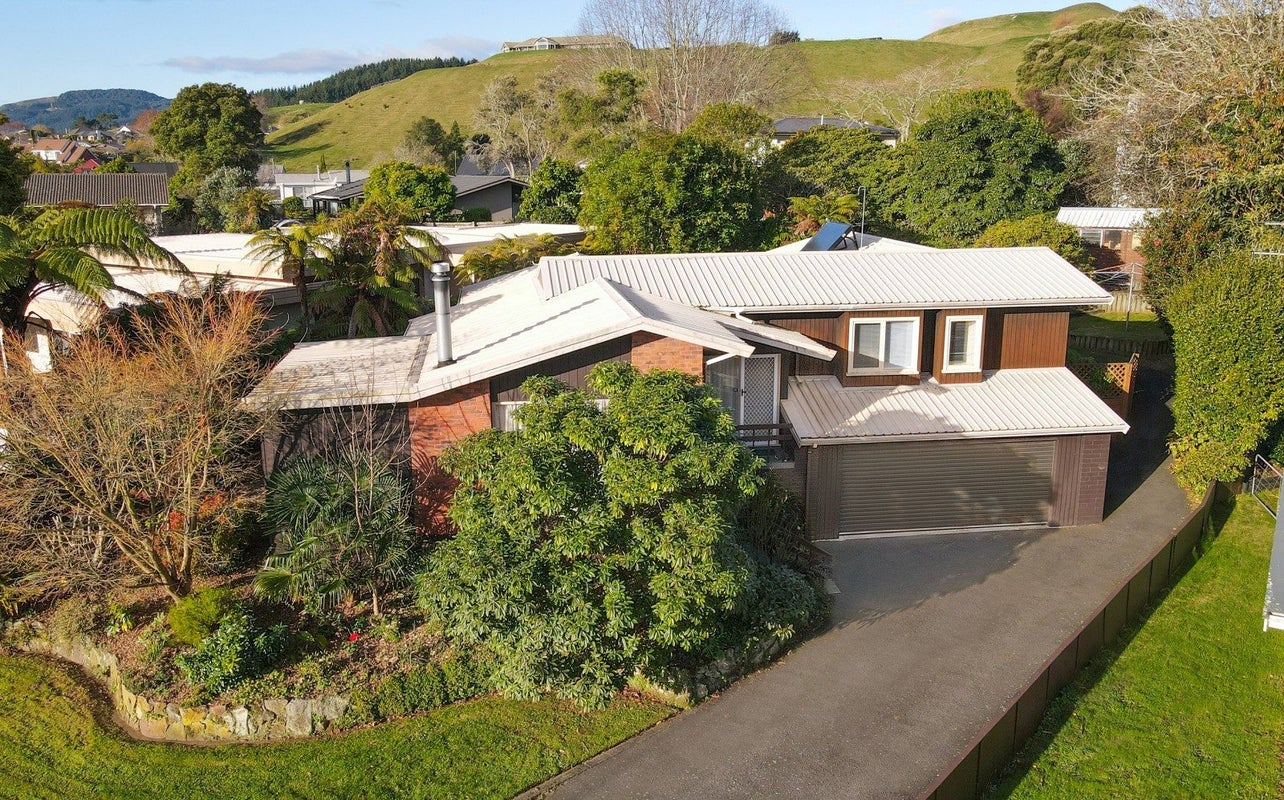 70 Hilton Road, Lynmore, Rotorua - Carousel 1