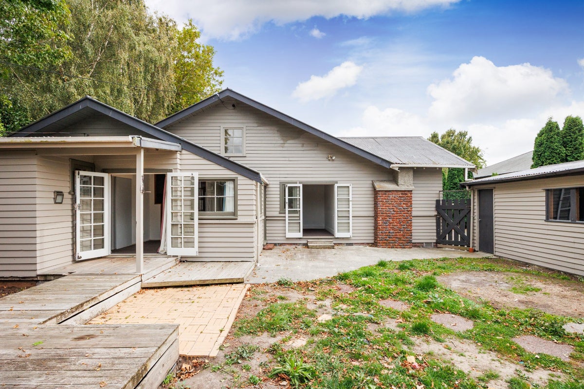374 College Street, Hokowhitu, Palmerston North - Carousel 2